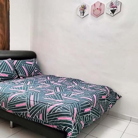 Iris 55 Corner Lot House Spacious Outdoor With Wi-Fi 조호르 바루 외부 사진